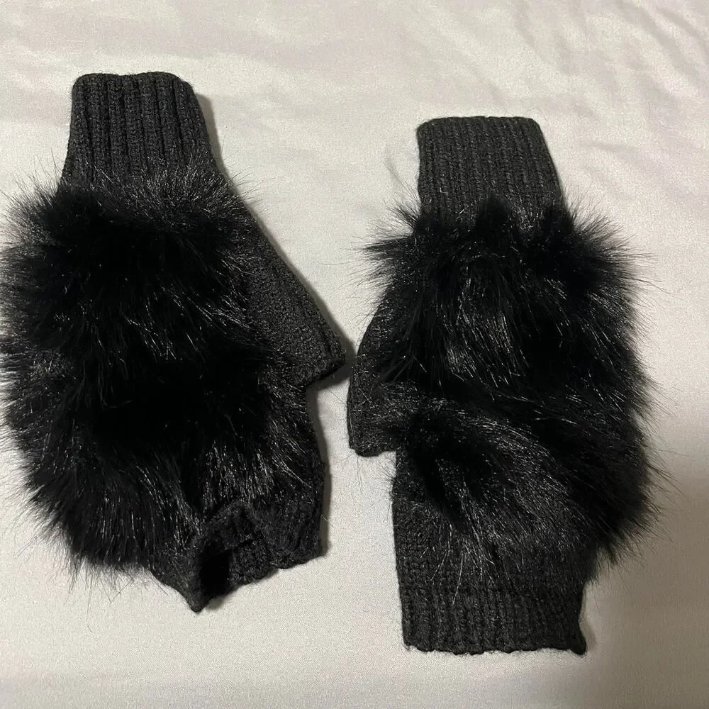Unbranded Women's Black Gloves